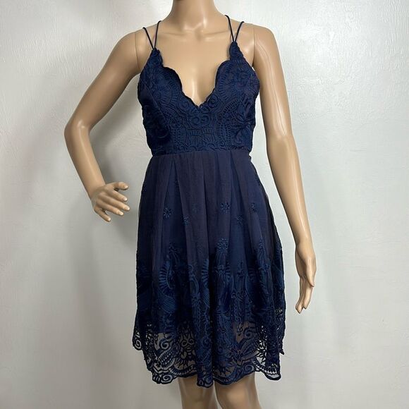 Hello Molly Sleeveless Lace-Up Back Mini Dress In Navy Blue Size 6 - Picture 1 of 10
